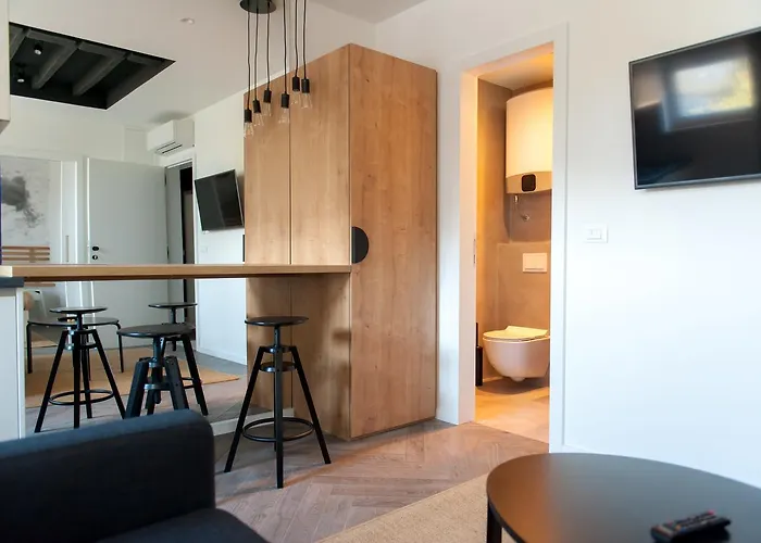 Domus Romana Lux Ζαντάρ